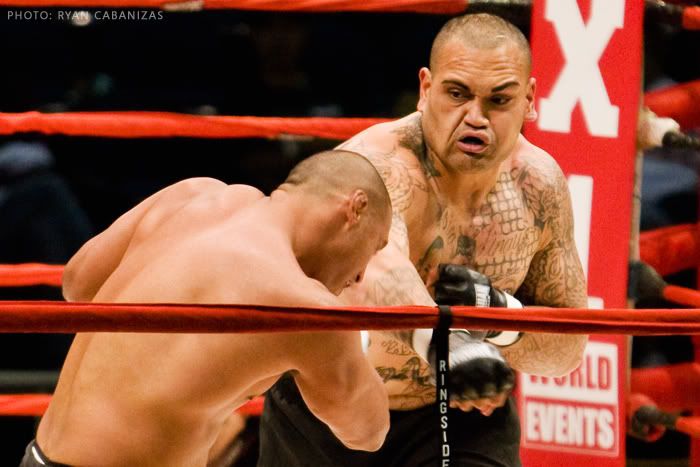 IMAGE: http://i295.photobucket.com/albums/mm122/avixhawaii/13.jpg