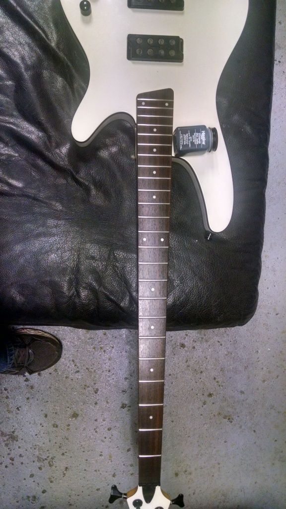 How to Ebonize a Rosewood fretboard