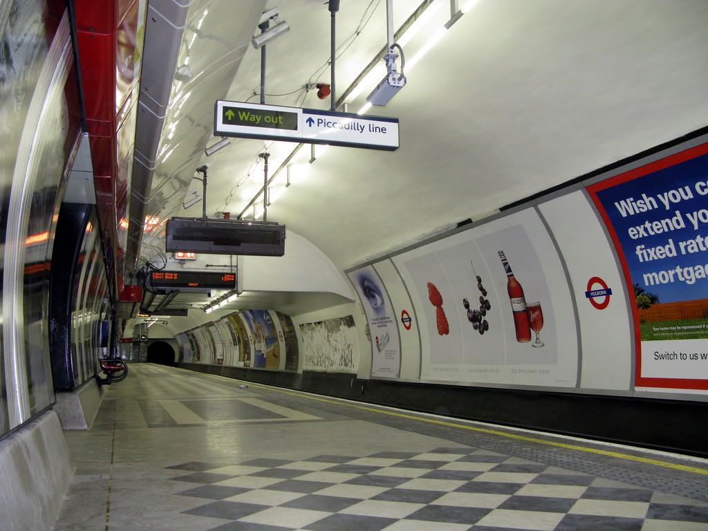 holborn tube station