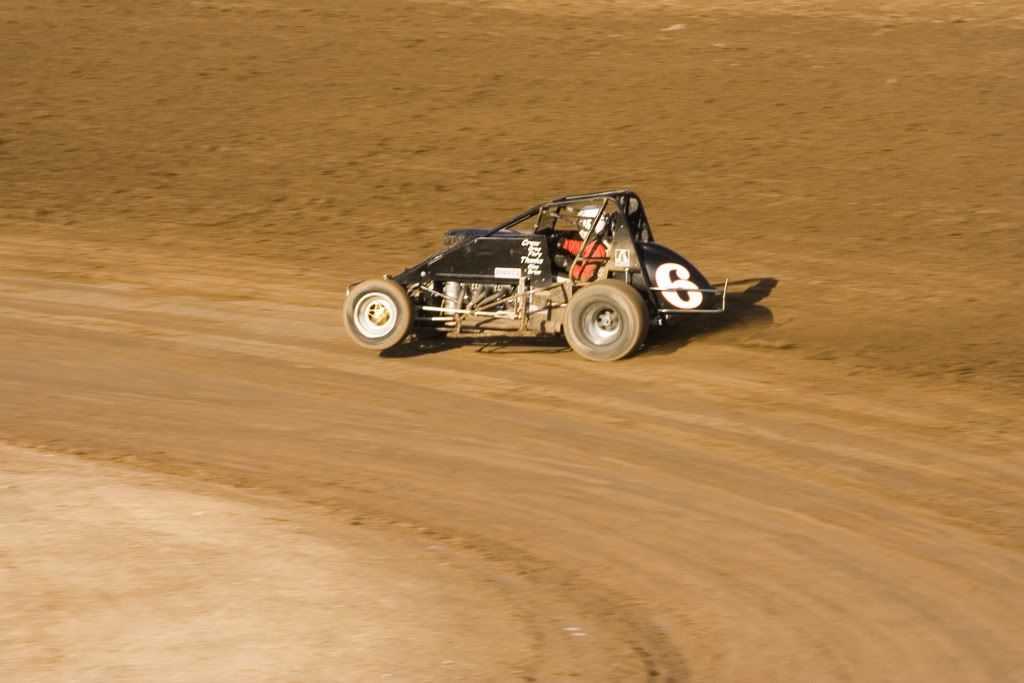 IMAGE: http://i295.photobucket.com/albums/mm129/adelanto100/19.jpg