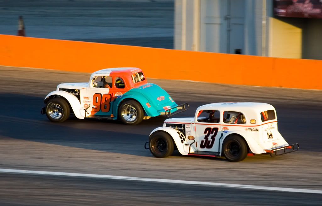 IMAGE: http://i295.photobucket.com/albums/mm129/adelanto100/31.jpg