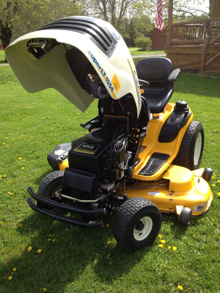 The Age Old Dabate John Deere vs Cub Cadet vs...