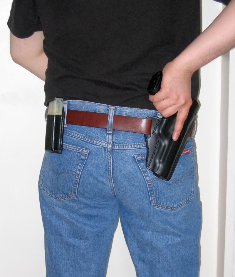 Holster_03.jpg