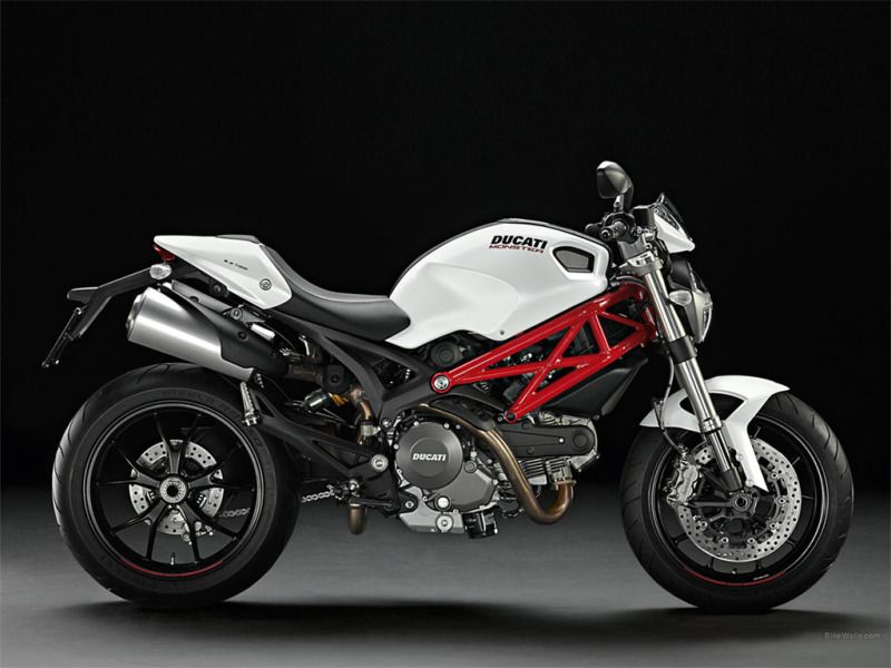 Ducati_Monster_796_2010_31_1024x768.jpg