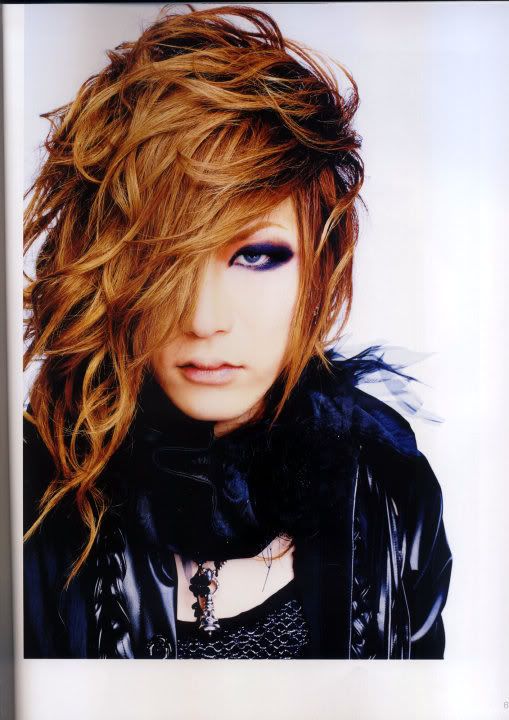 @star*crossed I think you should try out Uruha's look from the Shiver promo 