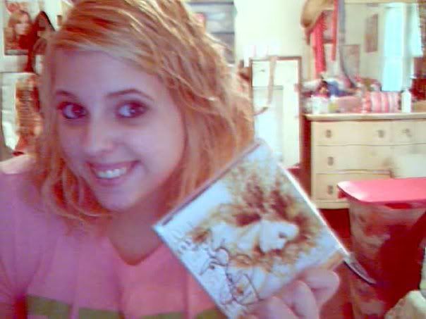 Taylor Swift Look Alike. Taylor Look-a-likes?