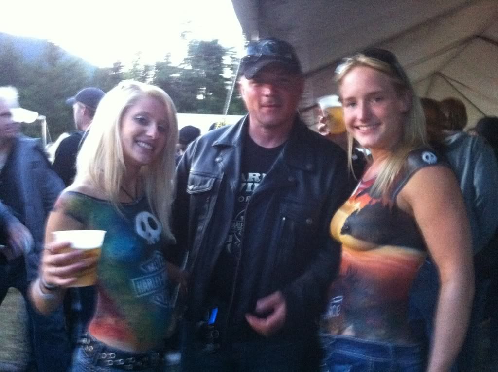 LV Bikefest (free range boobie pic!) - Page 4 photo picture