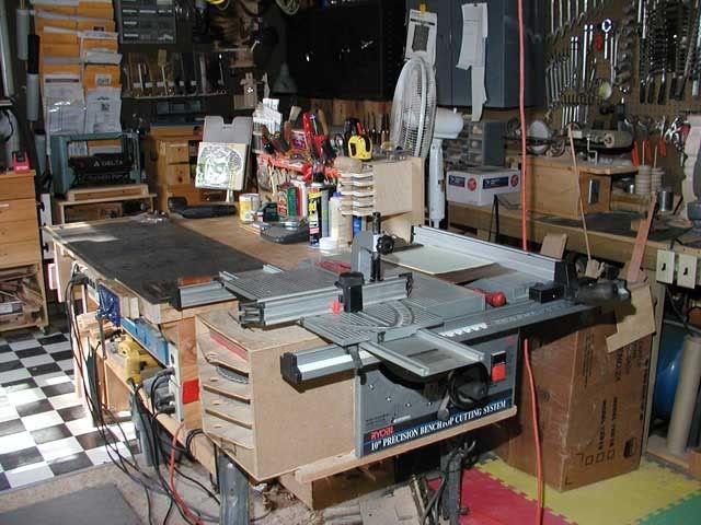 Workbench-tablesawend.jpg