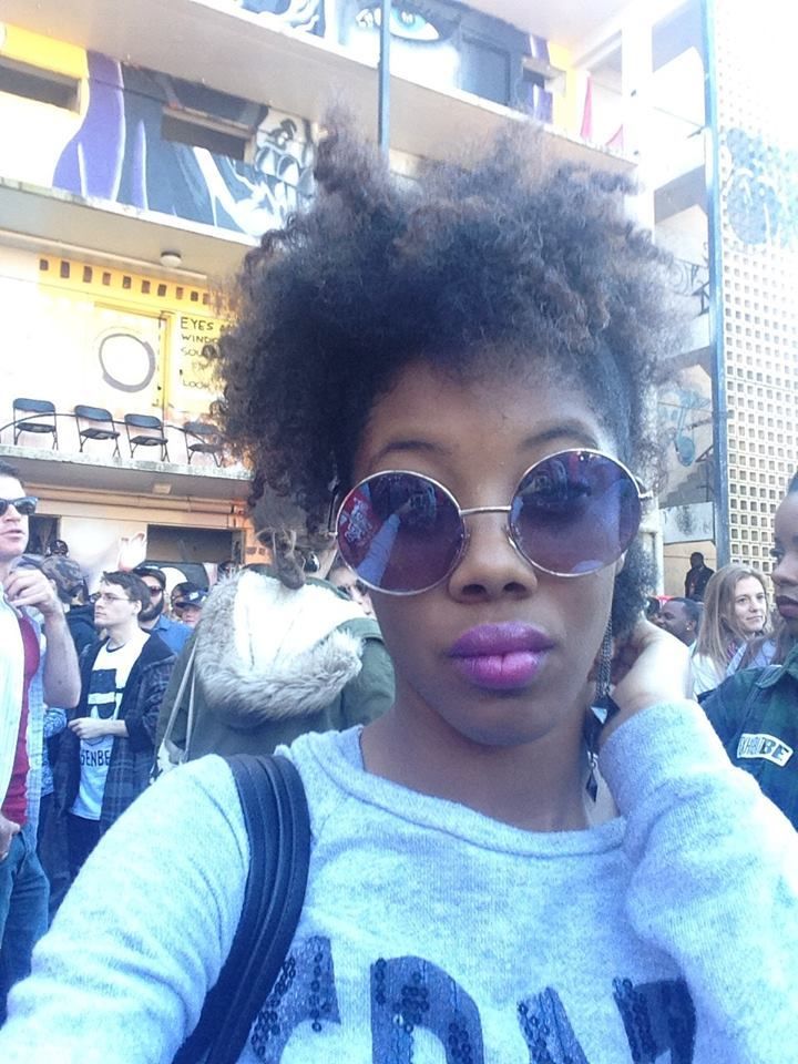  photo exhibitbe0.jpg