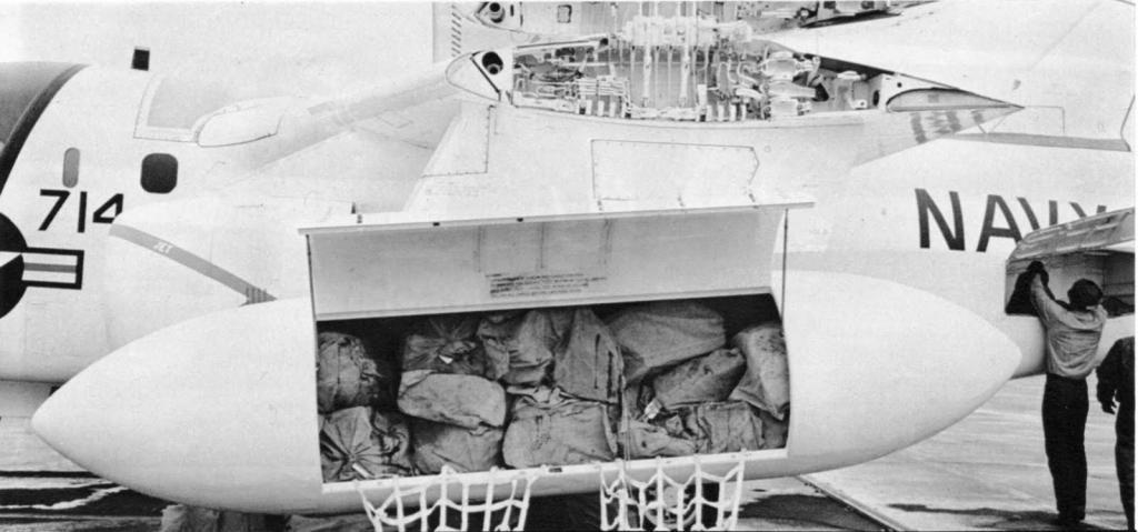 S-3 COD cargo pods