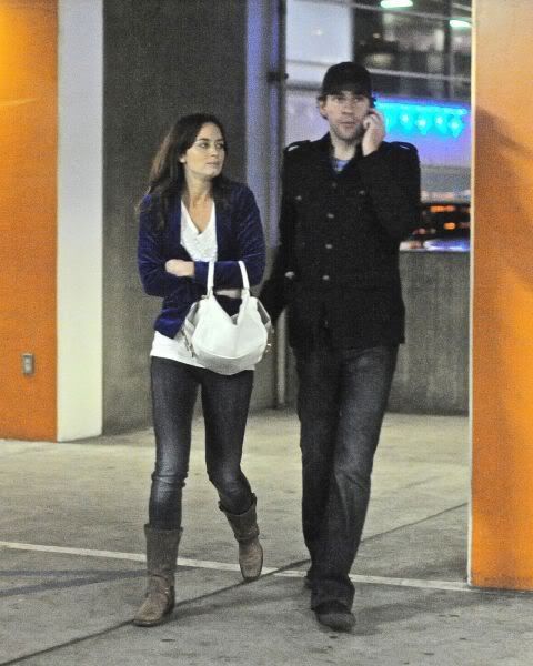 Emily Blunt:Emily Blunt And John Krasinski Engaged