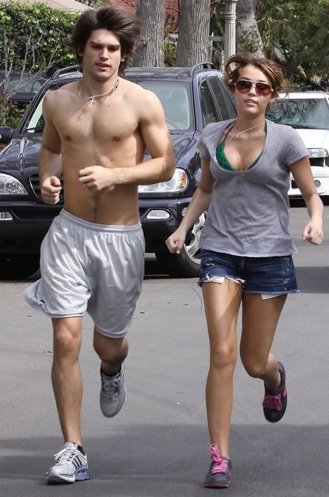 miley cyrus nick jonas breakup