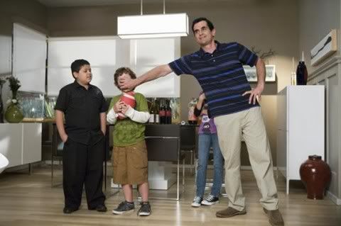 Modern Family Episode 5:Watch