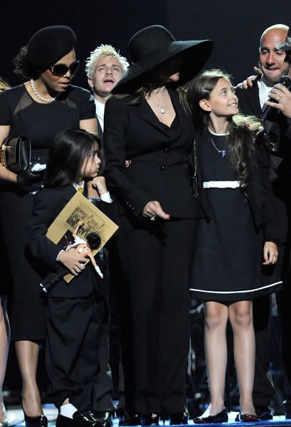 LaToya Jackson:”Michael Jackson Was Murdered”