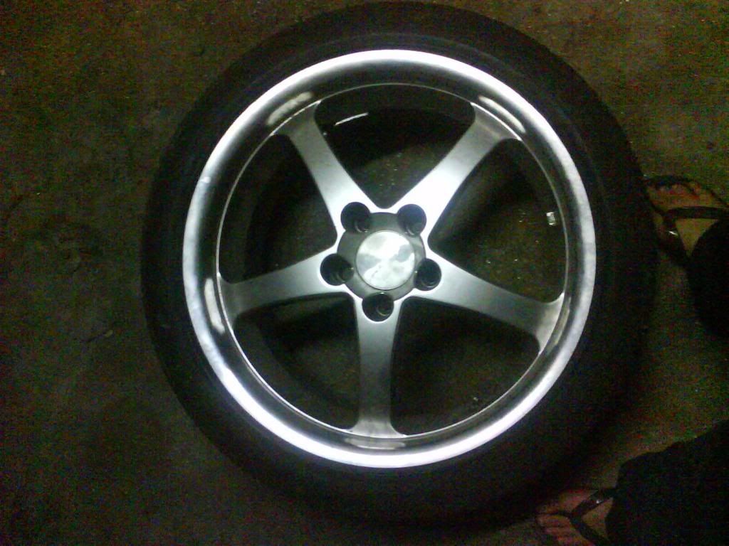 I got 1 set of Breyton 18 inch