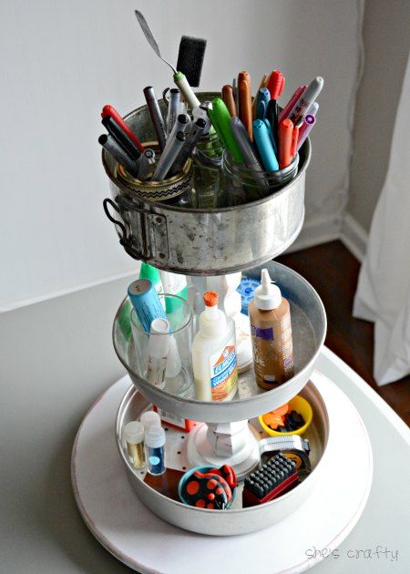 How to store craft tools in a craft storage tower made from upcycled pans